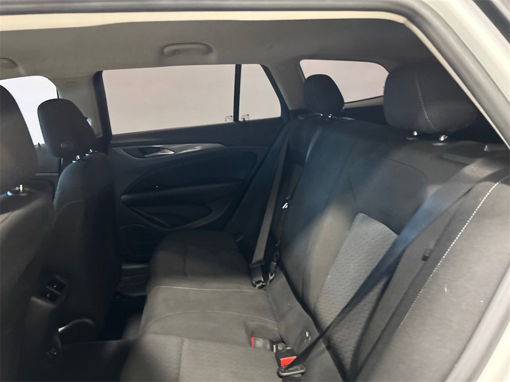 Used 2019 Buick Regal Preferred image 31