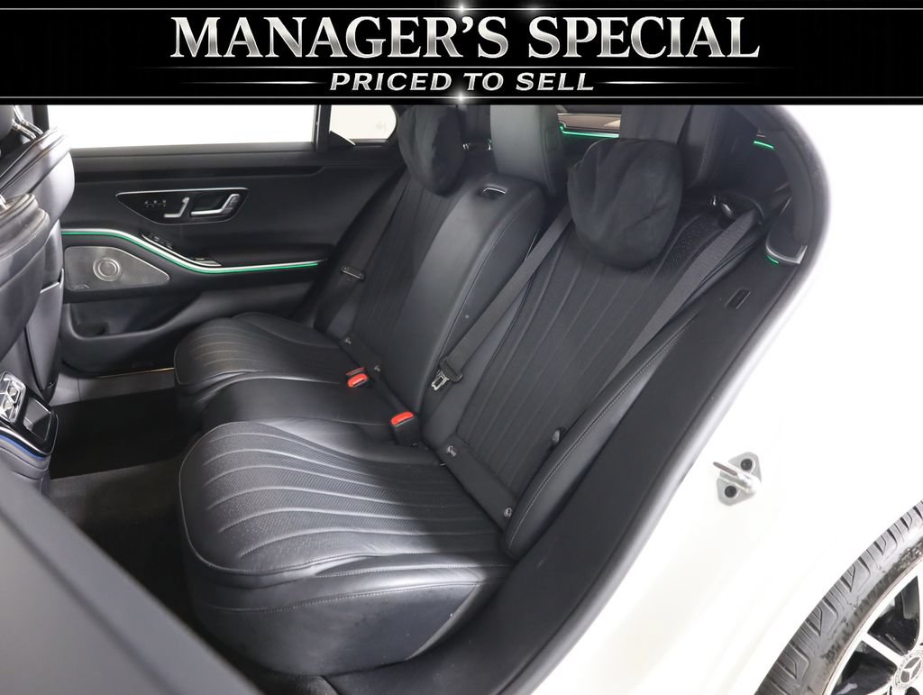 Used 2022 Mercedes-Benz S 500 4MATIC w/ AMG Line Package image 48
