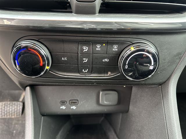 Certified 2024 Buick Encore GX Preferred FWD image 16