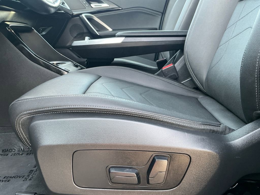 Used 2023 BMW X1 xDrive28i image 24