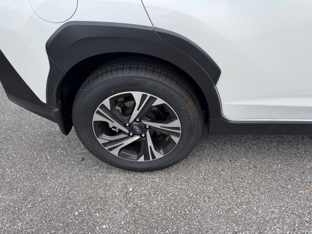 Used 2026 Subaru Crosstrek 2.5i Premium AWD/4WD image 4