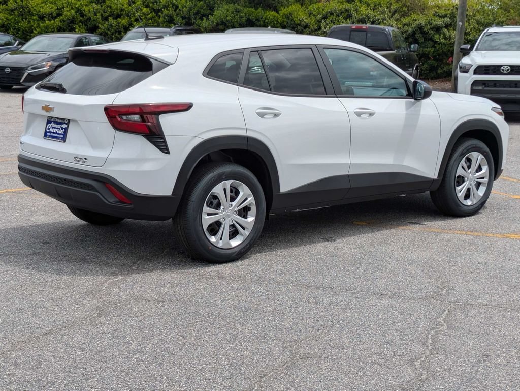 New 2026 Chevrolet Trax LS FWD image 4