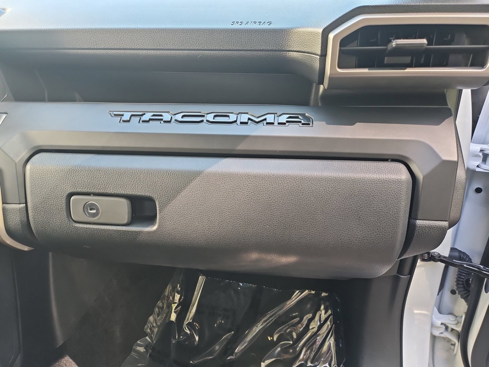 Used 2025 Toyota Tacoma SR w/ Towing Package RWD image 32