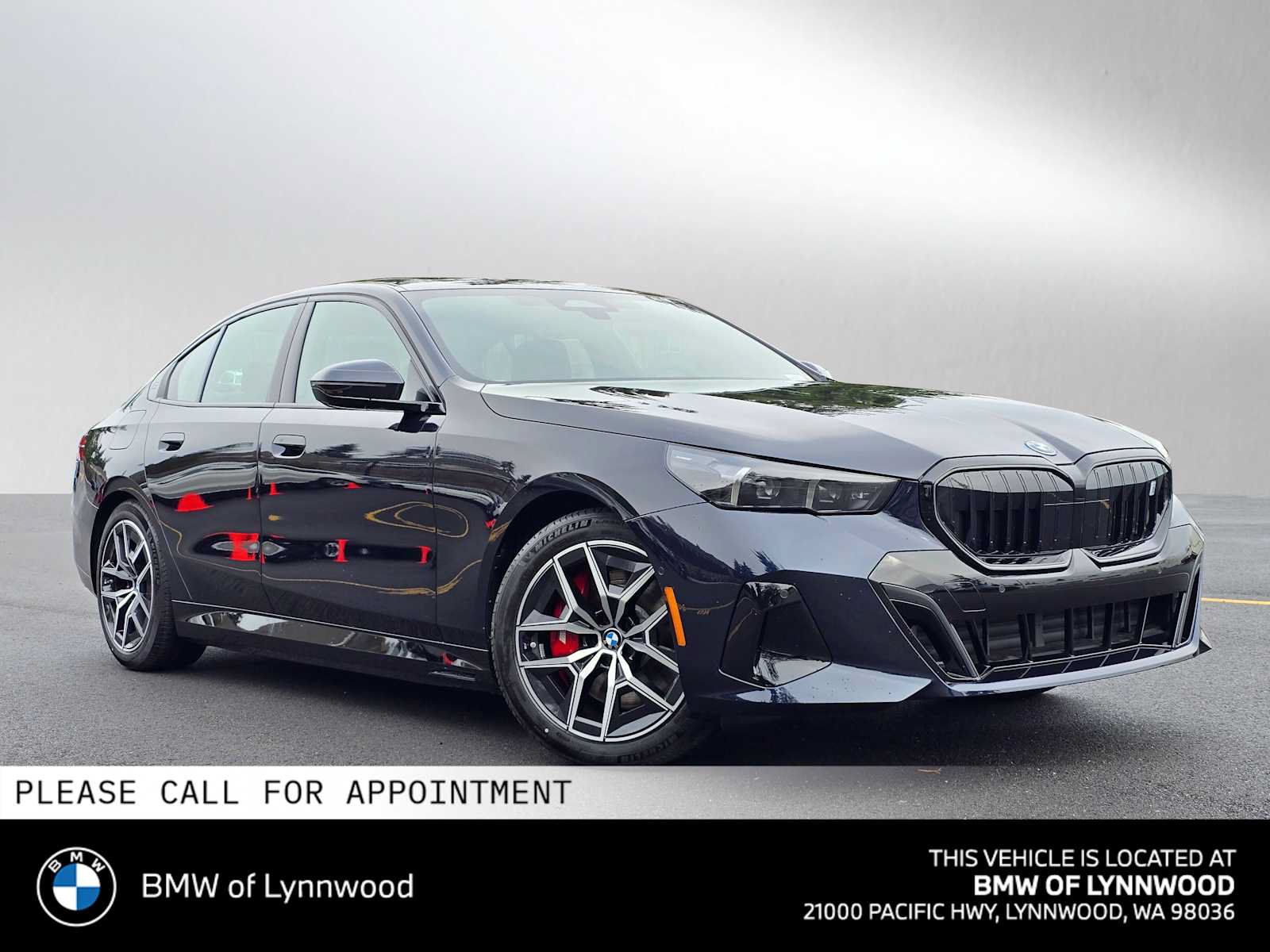 New 2026 BMW i5 eDrive40 w/ M Sport Package AWD/4WD image 1