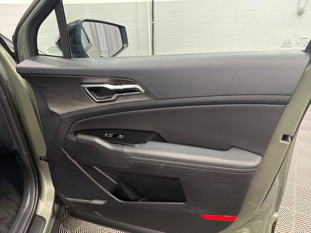 Used 2025 Kia Sportage X-Pro AWD/4WD image 19