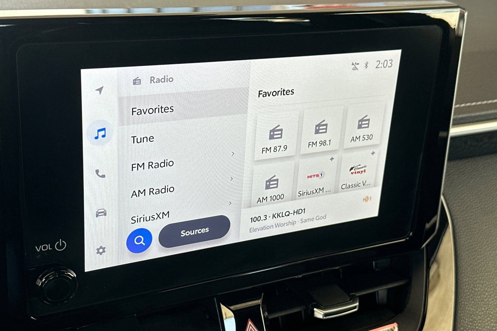 Used 2025 Toyota Corolla XSE FWD image 19