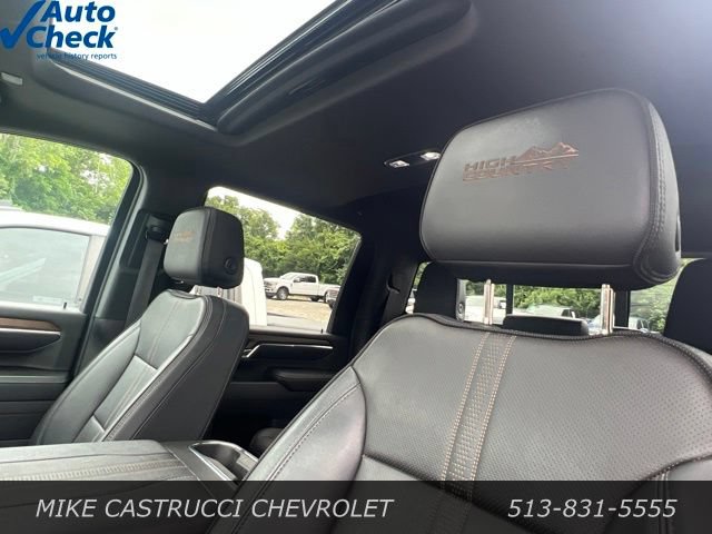 Used 2024 Chevrolet Silverado 3500 High Country w/ LPO, Dark Essentials Package AWD/4WD image 17
