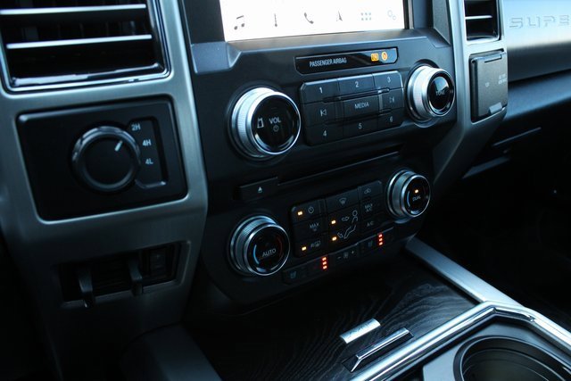 Used 2018 Ford F350 Platinum w/ Platinum Ultimate Package image 17