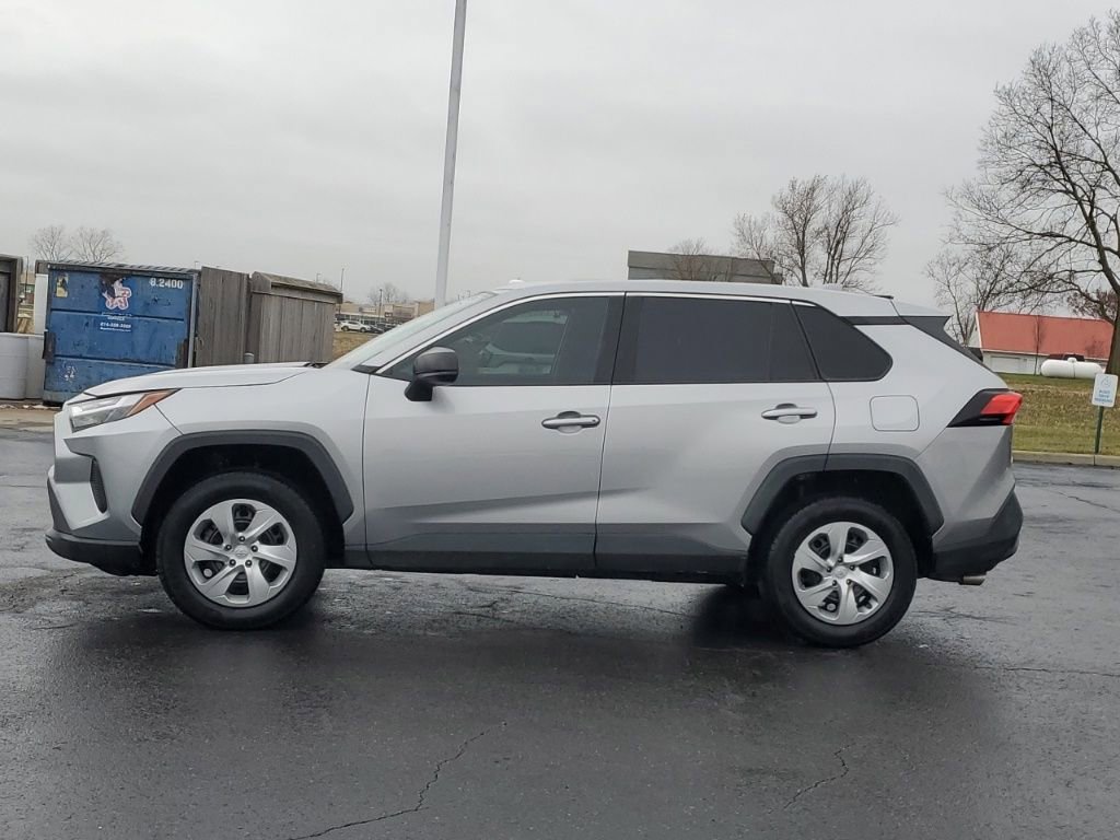 Used 2023 Toyota RAV4 LE image 4