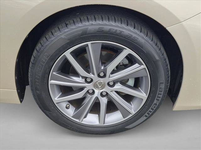Used 2018 Lexus ES 300h w/ Navigation Package FWD image 23