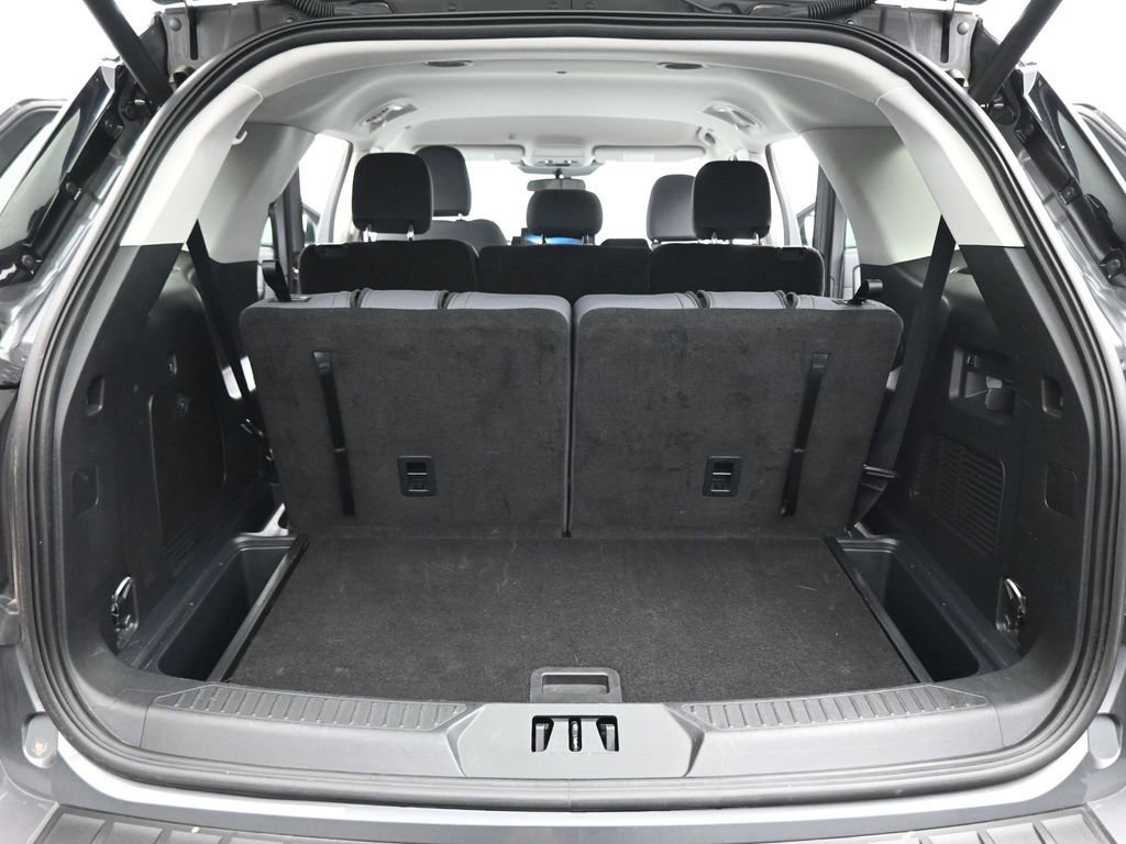 Certified 2025 Ford Explorer Active image 20