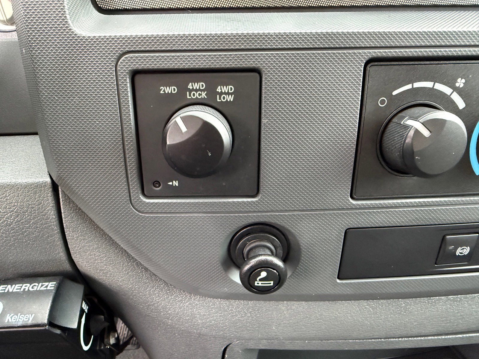 Used 2008 Dodge Ram 2500 Truck SXT image 30
