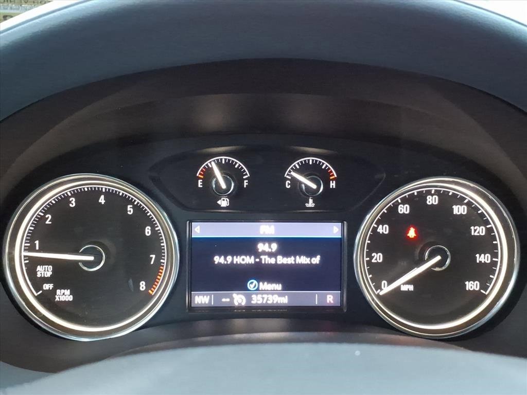 Used 2023 Buick Enclave Essence image 23