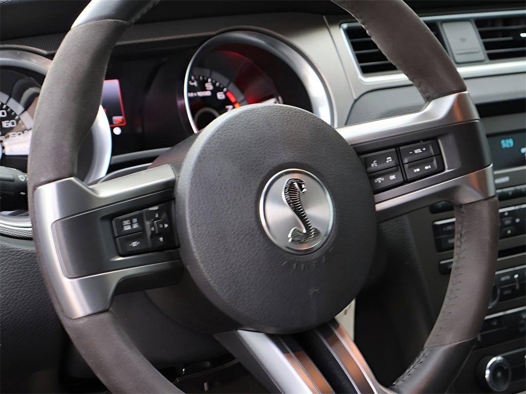 Used 2013 Ford Mustang Shelby GT500 image 23