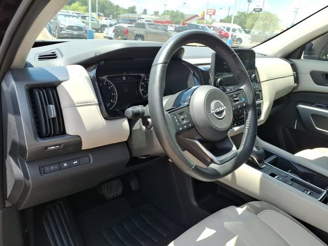 Used 2023 Nissan Pathfinder SL w/ Black Appearance Package FWD image 20