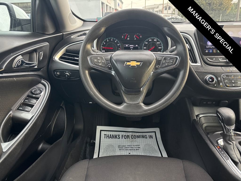 Used 2024 Chevrolet Malibu LT image 19