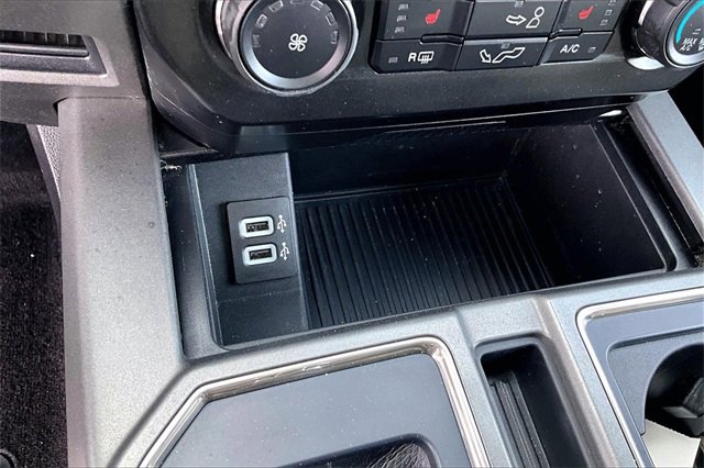 Used 2017 Ford F150 Raptor w/ Equipment Group 801A Mid image 23