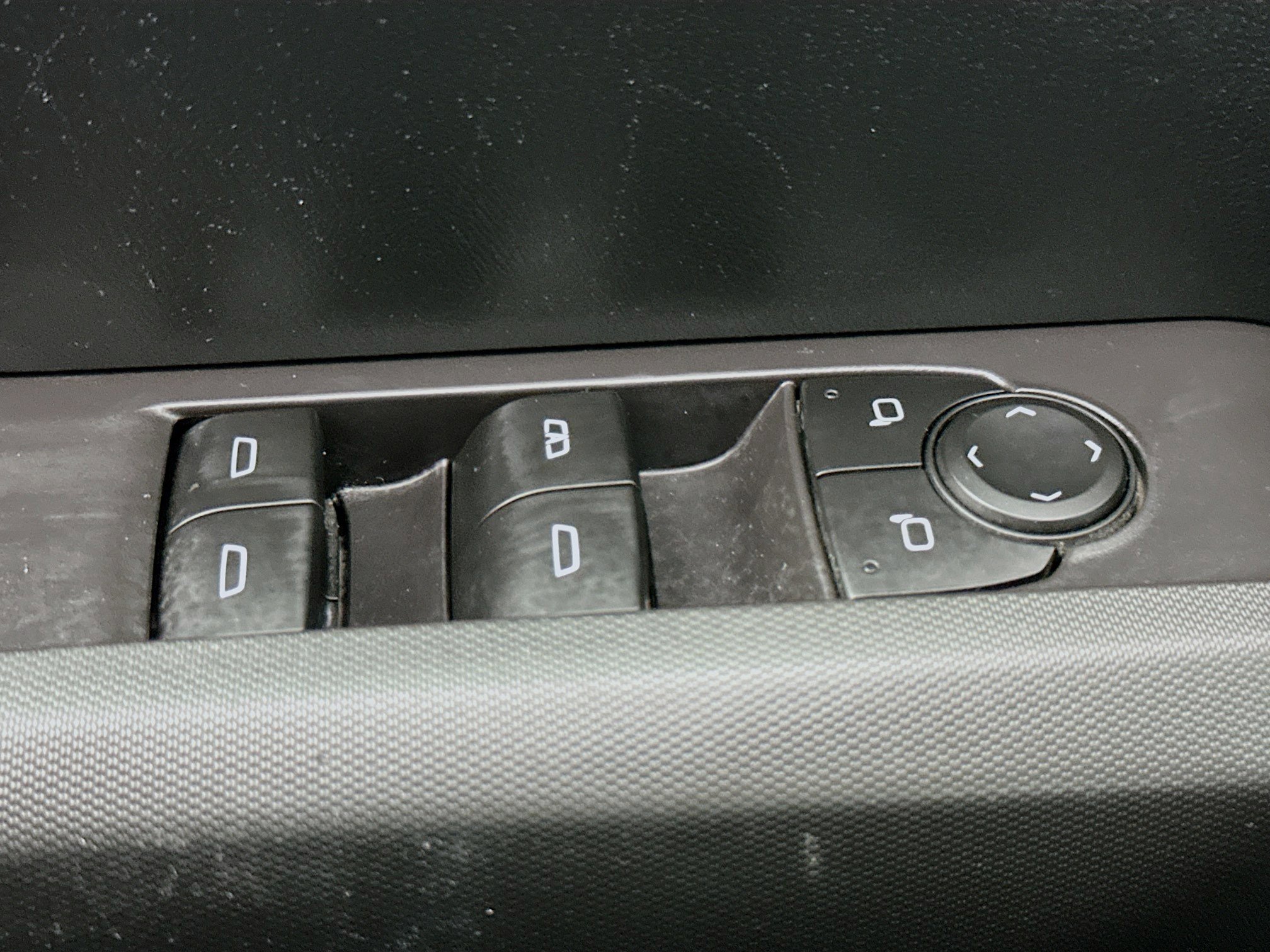 Used 2023 Chevrolet Colorado LT w/ LT Convenience Package image 15