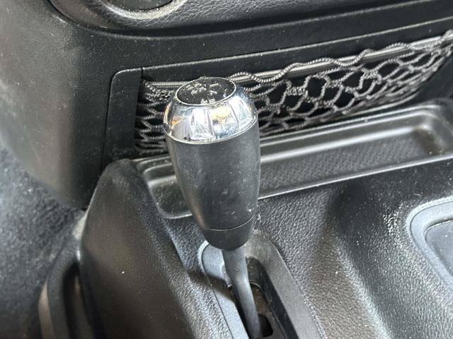Used 2013 Jeep Wrangler Sport AWD/4WD image 18