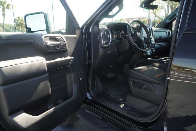 Used 2023 GMC Sierra 2500 AT4 w/ AT4 Premium Plus Package image 14
