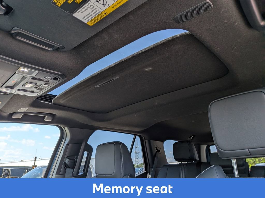 Used 2025 Toyota 4Runner Limited RWD image 18