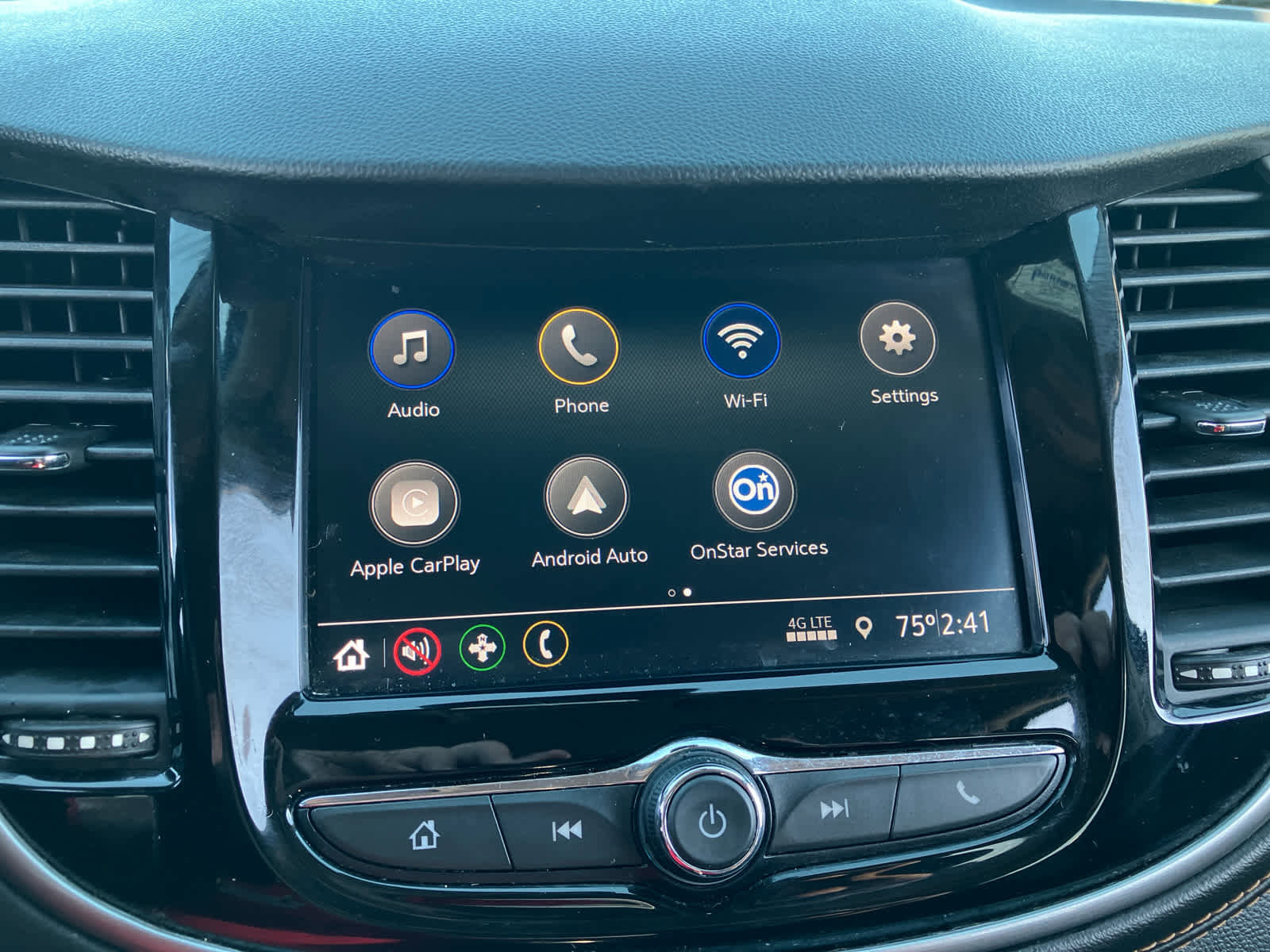 Used 2022 Chevrolet Trax LT w/ Sport Edition image 19