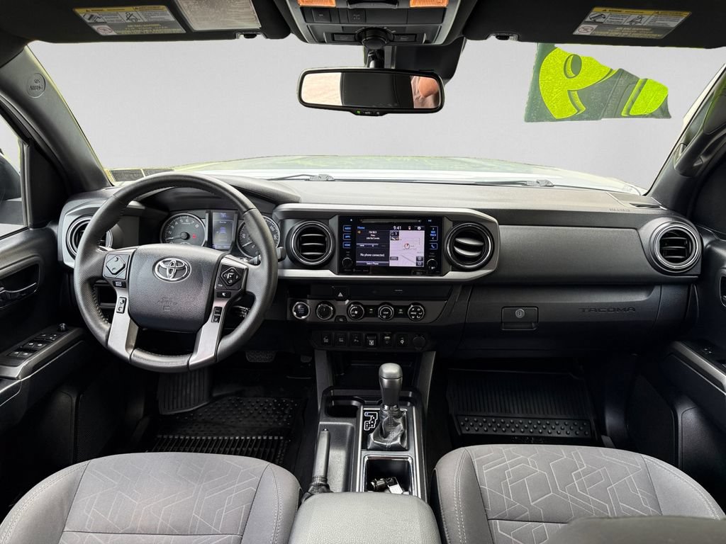 Used 2019 Toyota Tacoma TRD Off-Road w/ Technology Package AWD/4WD image 11