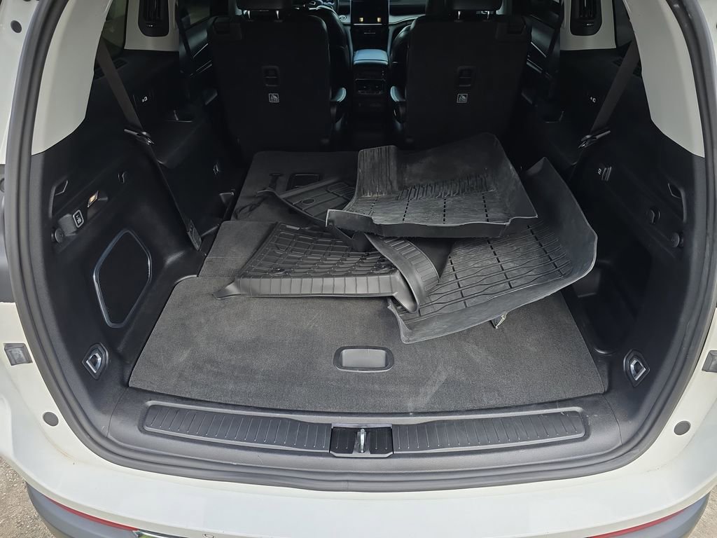 Used 2021 Jeep Grand Cherokee L Limited image 9