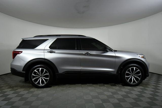 Used 2020 Ford Explorer ST w/ Premium Technology Package image 15