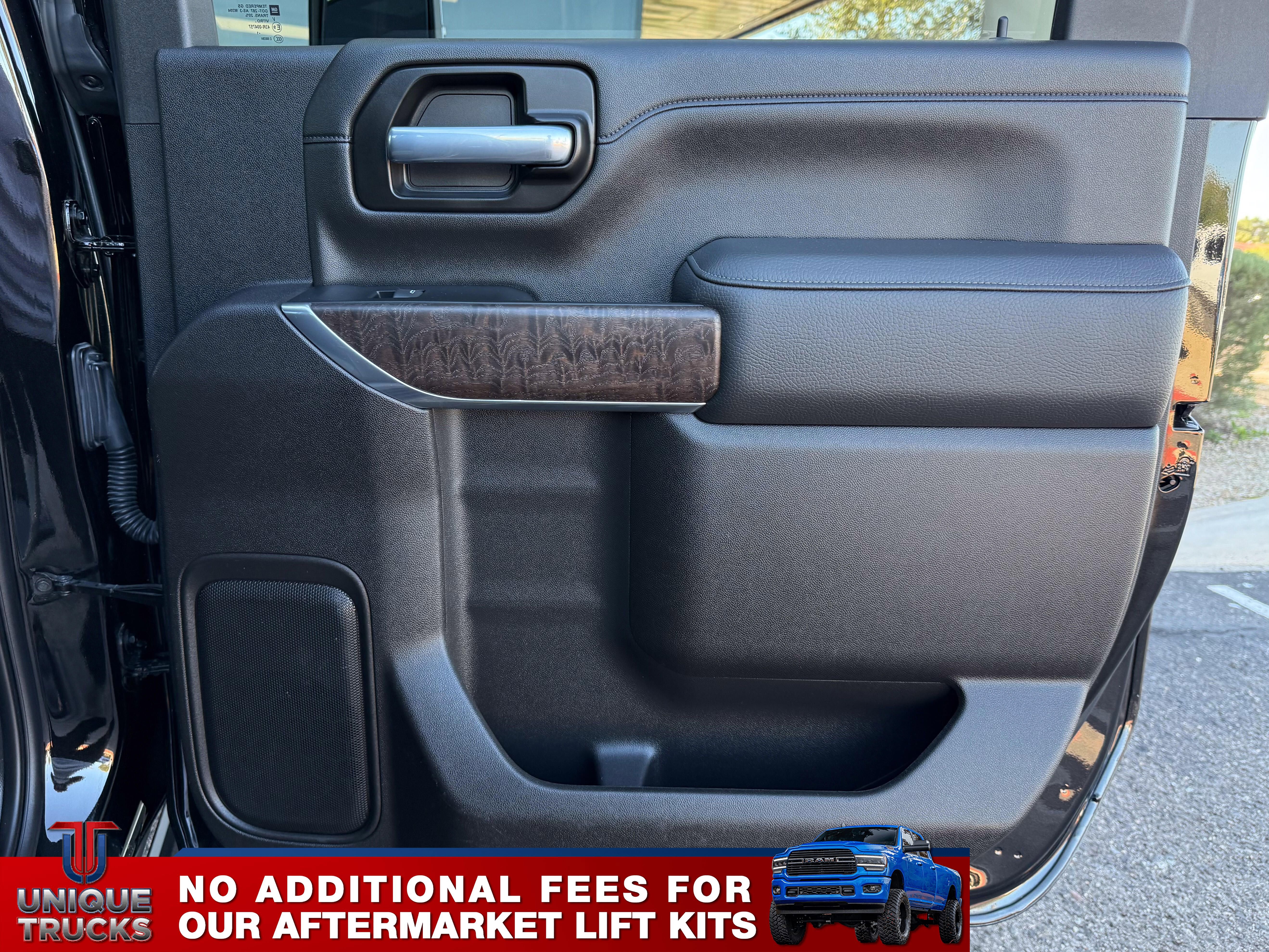 Used 2022 GMC Sierra 2500 Denali w/ Denali Ultimate Package AWD/4WD image 25