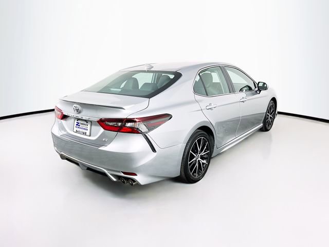Used 2023 Toyota Camry SE w/ Protection Package (Q2) (TMS) image 7