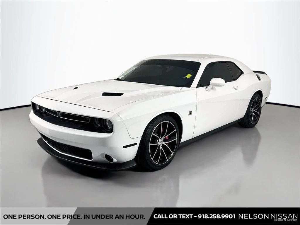 Used 2018 Dodge Challenger R/T Scat Pack w/ Leather Interior Group RWD video 1