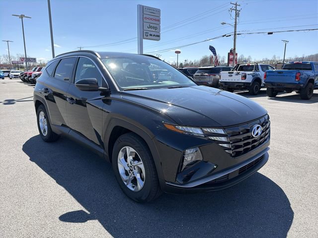 Used 2022 Hyundai Tucson SEL w/ Cargo Package image 3