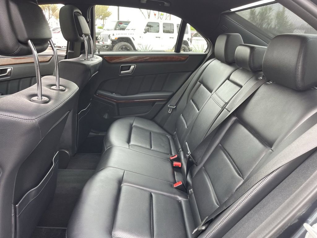 Used 2012 Mercedes-Benz E 350 4MATIC Sedan image 17