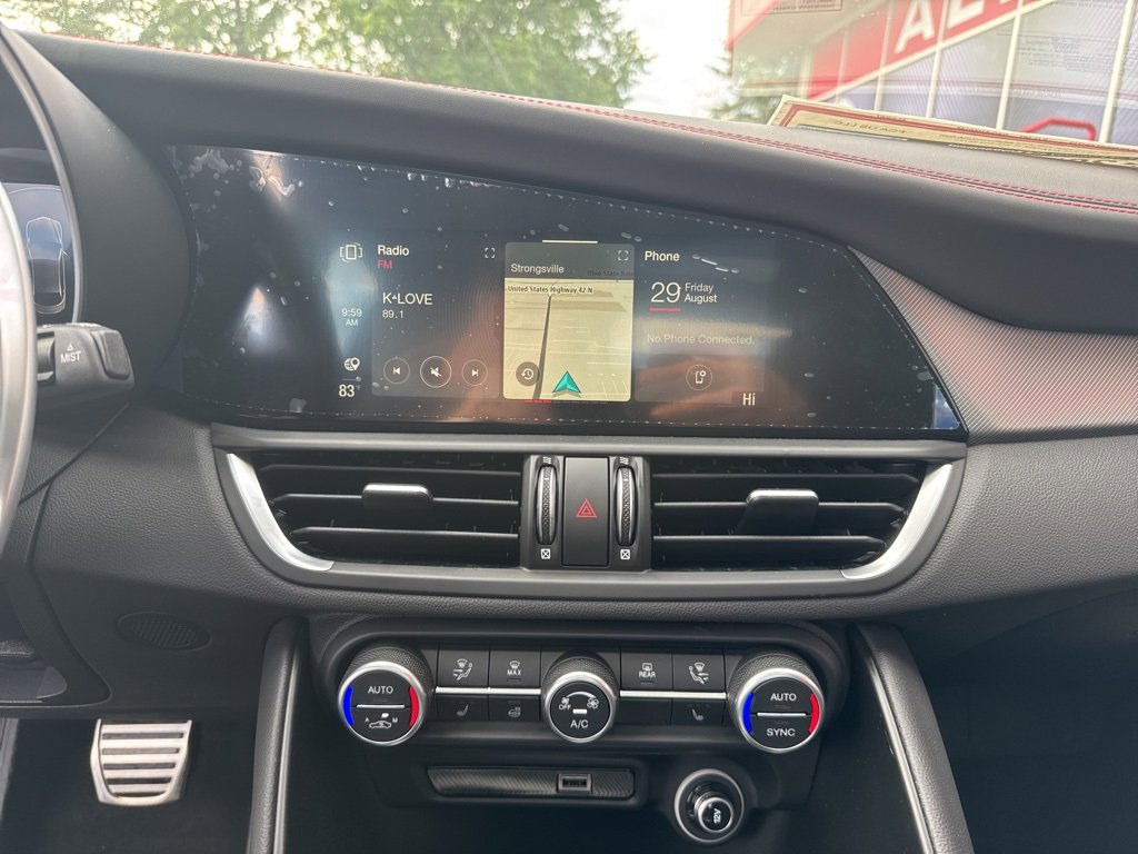 New 2025 Alfa Romeo Giulia AWD w/ Driving Assist Package image 13