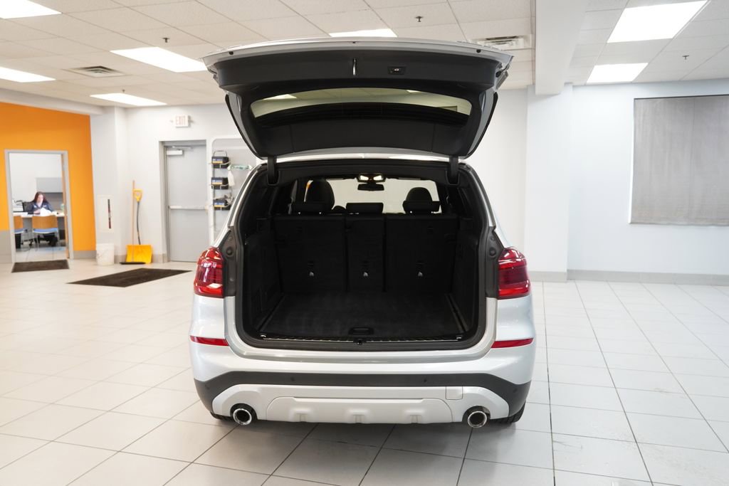 Used 2021 BMW X3 xDrive30i AWD/4WD image 10