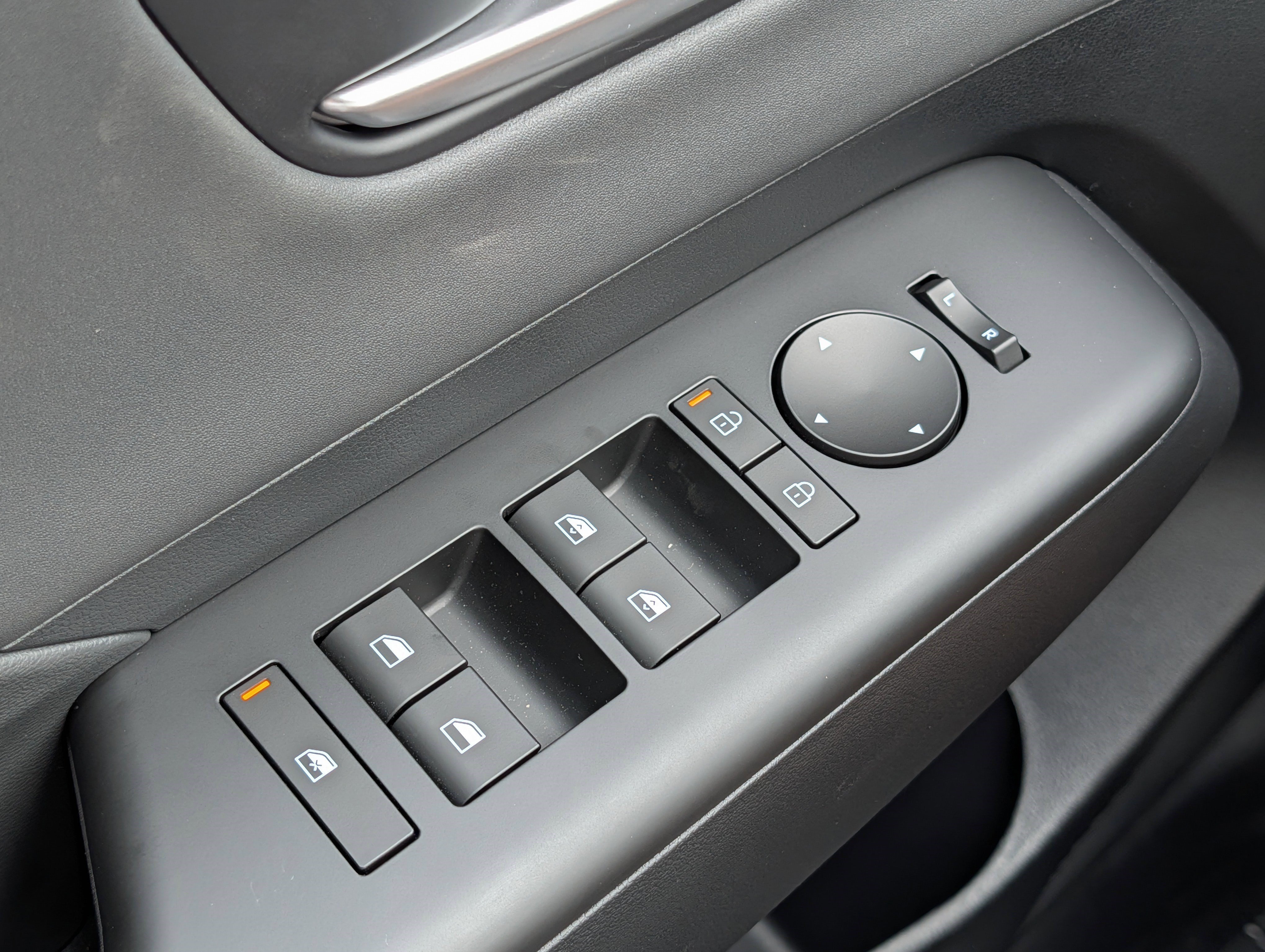 New 2026 Hyundai Kona SEL Premium AWD/4WD image 12