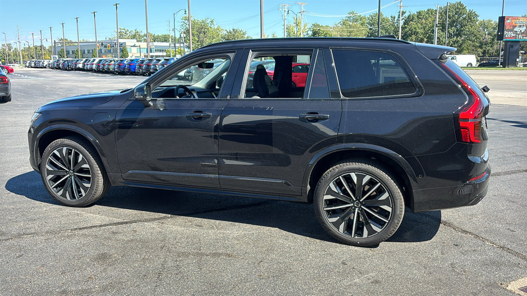 New 2027 Volvo XC90 T8 Ultra AWD/4WD image 3