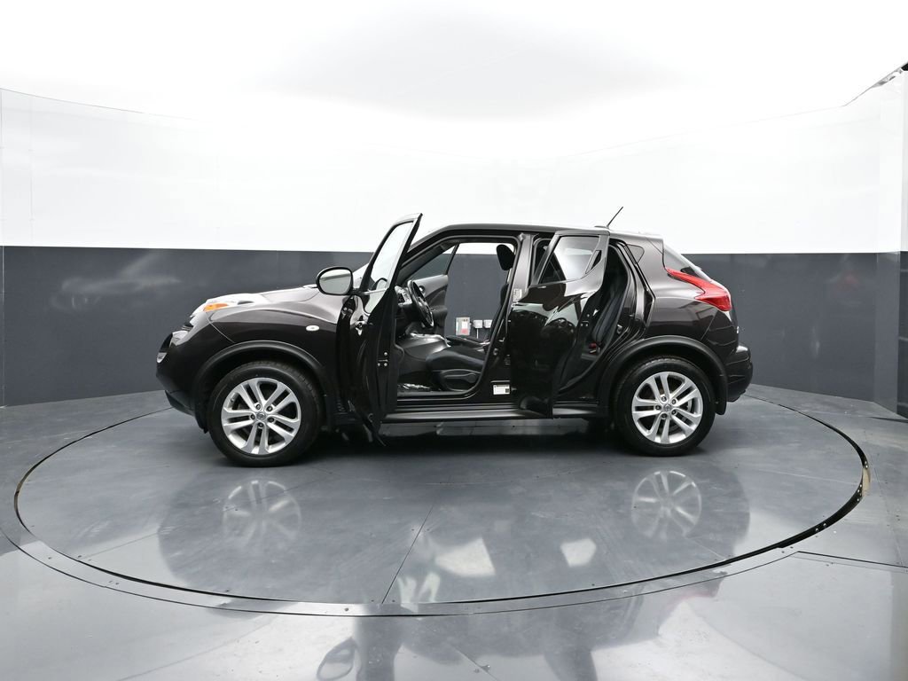 Used 2014 Nissan Juke SV AWD/4WD image 35