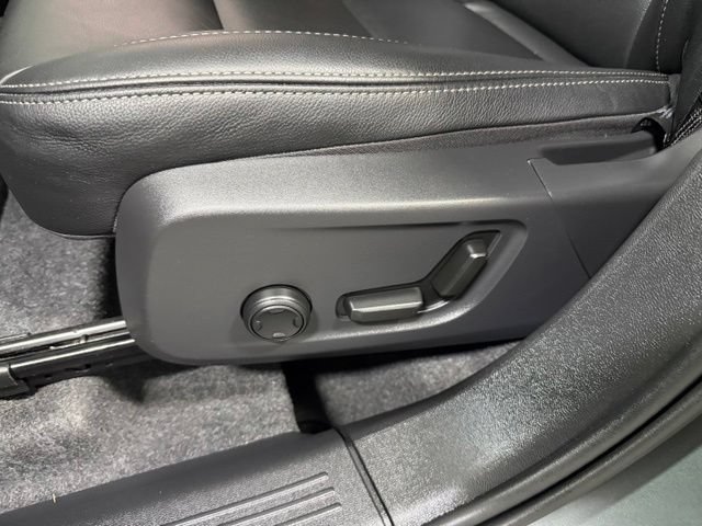 Used 2026 Volvo XC40 B5 Core AWD/4WD image 20