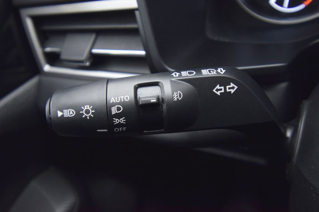 Used 2024 Mitsubishi Outlander SE Black Edition image 34