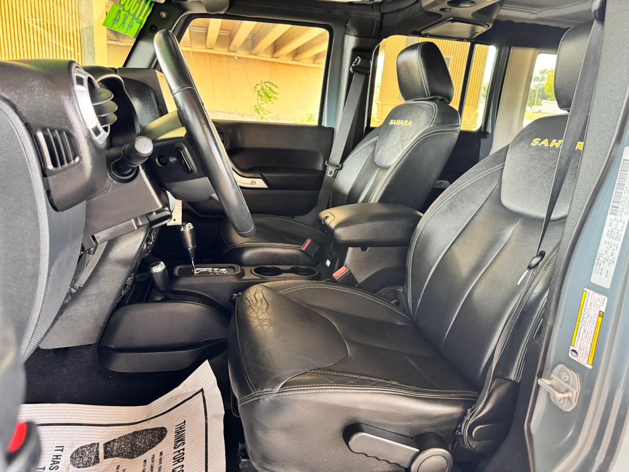 Used 2015 Jeep Wrangler Unlimited Sahara w/ Dual Top Group AWD/4WD image 12