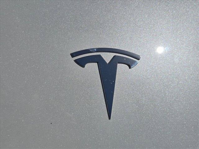 Used 2023 Tesla Model Y Long Range AWD/4WD image 6