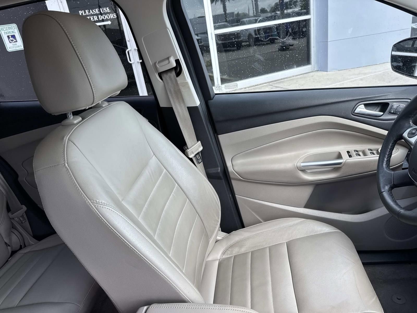 Used 2014 Ford Escape Titanium w/ Equipment Group 401A image 13