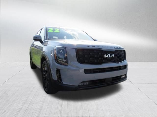 Used 2022 Kia Telluride SX w/ SX Prestige Package AWD/4WD image 2