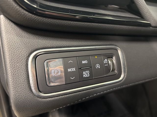 Used 2025 Buick Enclave Preferred image 31