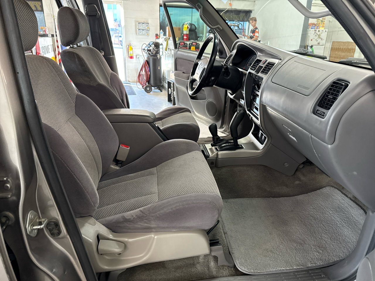 Used 2002 Toyota 4Runner SR5 image 46