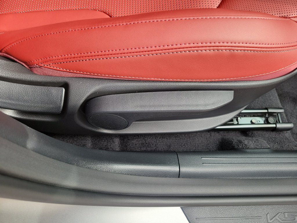 New 2026 Kia K5 GT-Line image 9
