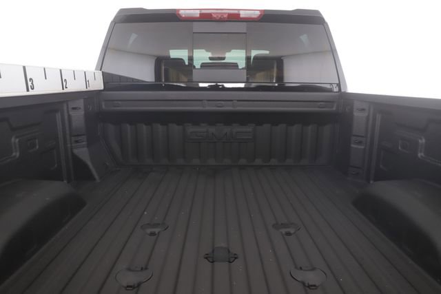 Used 2025 GMC Sierra 2500 AT4X image 32
