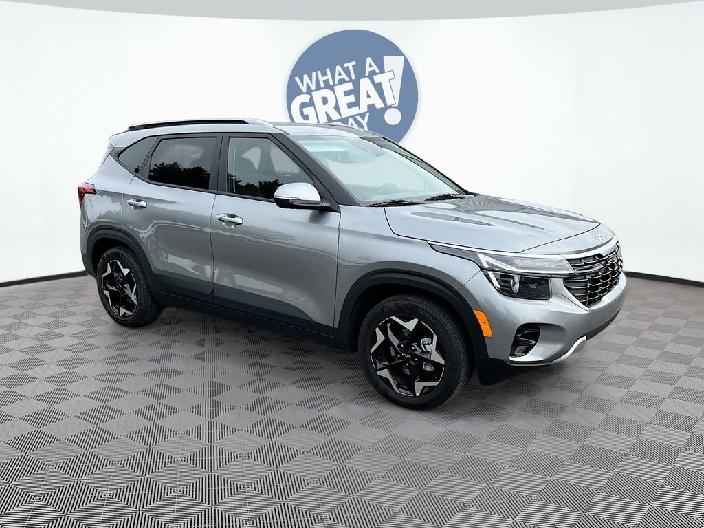 Certified 2026 Kia Seltos S image 3